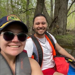 Meet your Posher, Carlos